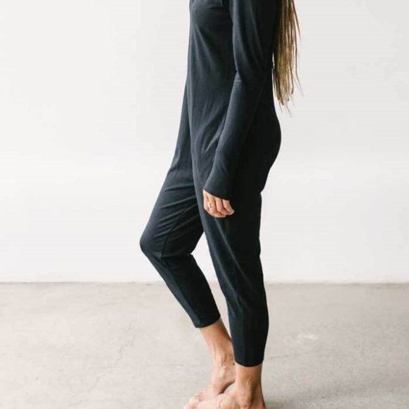 SOLD on somewear.ca | Smash and Tess Friday Romper (L) - Picture 7 of 7